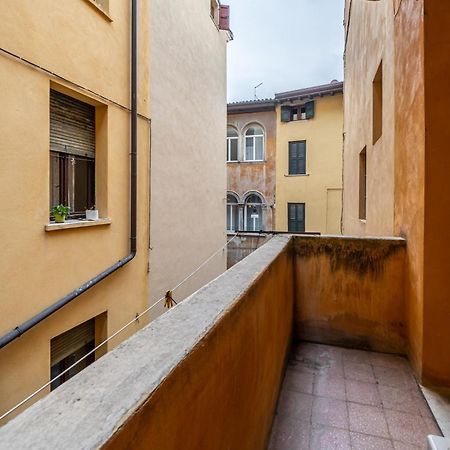 Appartamento Hoomee Piazza Erbe Verona Esterno foto